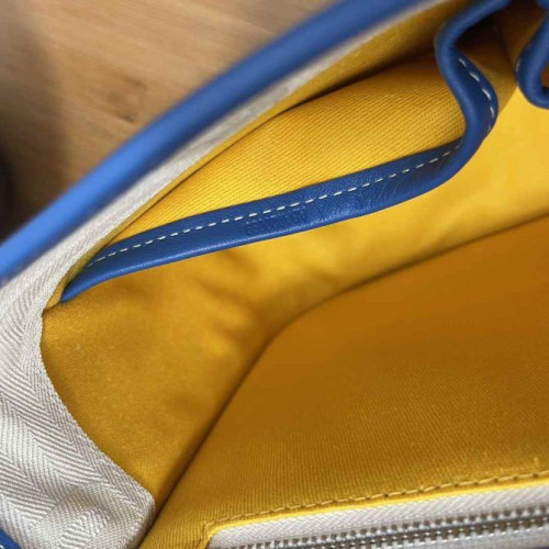 Goyard Belvedere Messenger Goyardine MM Sky Blue Bag